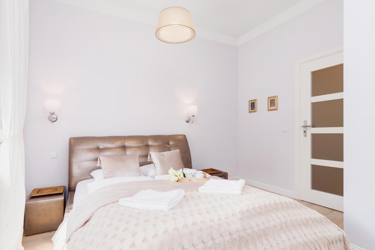 Modern Apartment Lubicz Krakow By Noclegi Renters Buitenkant foto
