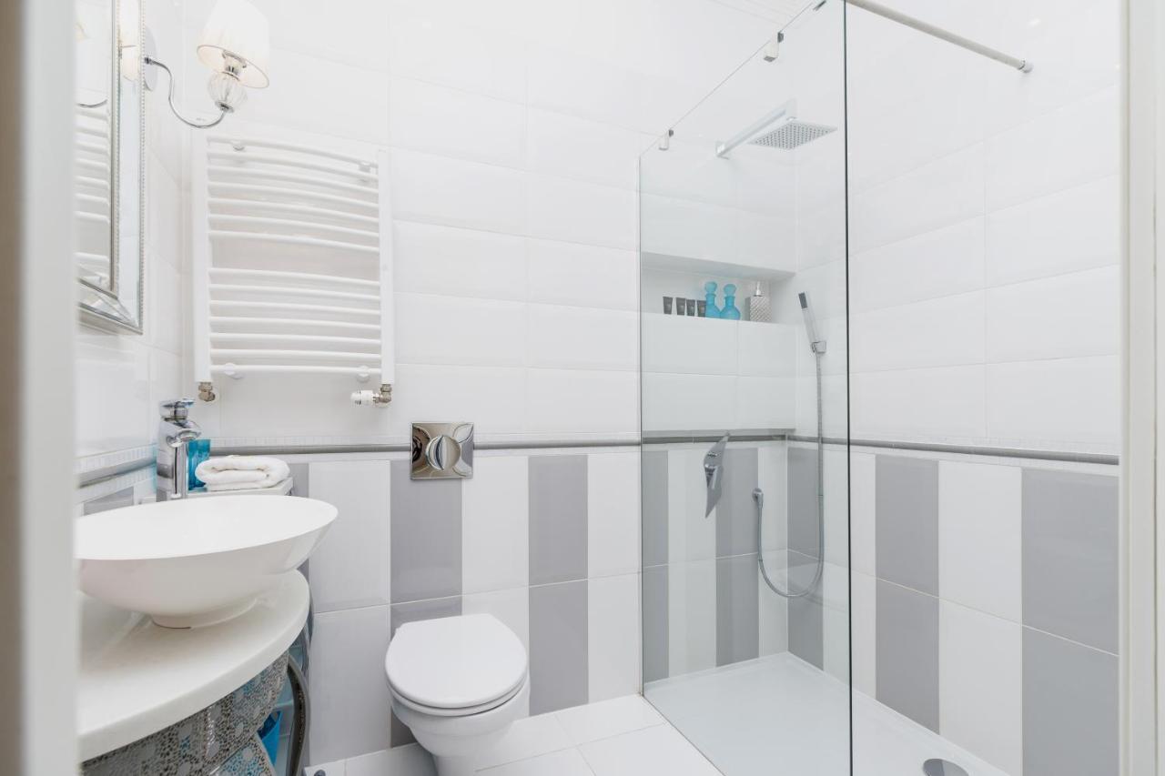 Modern Apartment Lubicz Krakow By Noclegi Renters Buitenkant foto