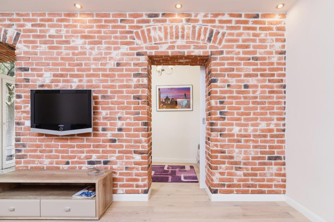 Modern Apartment Lubicz Krakow By Noclegi Renters Buitenkant foto