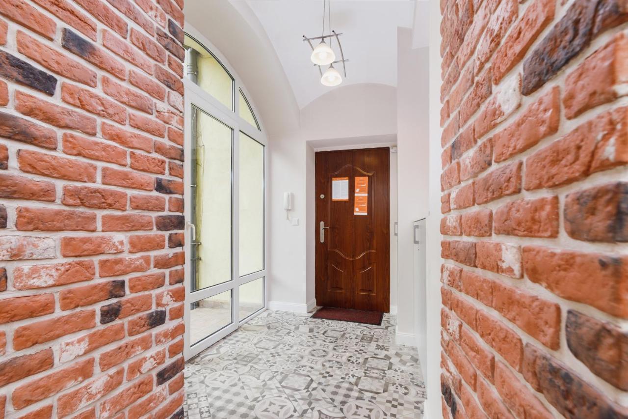Modern Apartment Lubicz Krakow By Noclegi Renters Buitenkant foto